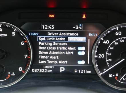 Mitsubishi - Outlander