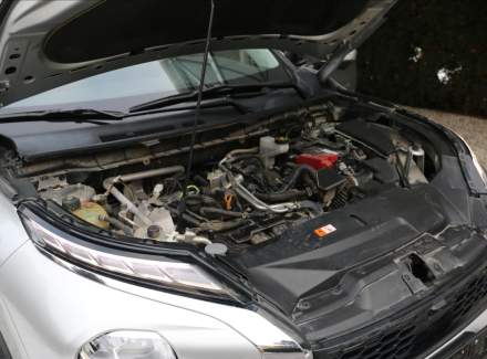 Mitsubishi - Outlander