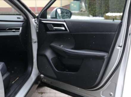 Mitsubishi - Outlander