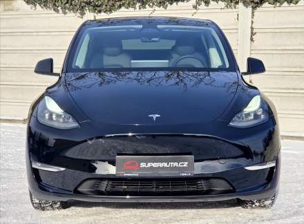 Tesla - Model Y