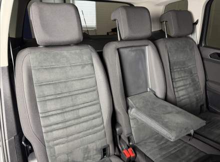 Volkswagen - Touran