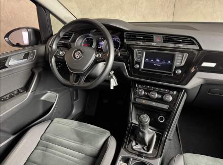 Volkswagen - Touran
