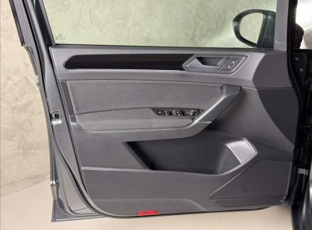 Volkswagen - Touran