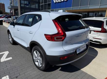 Volvo - XC40