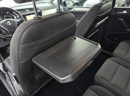 Volkswagen - Touran