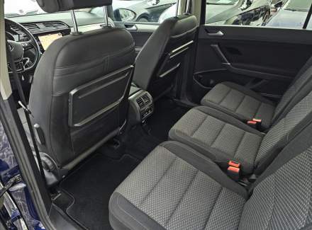Volkswagen - Touran