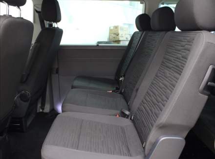 Volkswagen - Caravelle