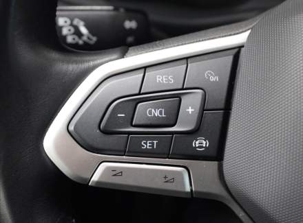 Volkswagen - Caravelle