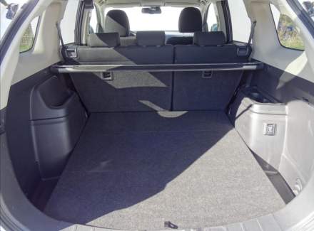 Mitsubishi - Outlander