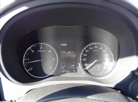 Mitsubishi - Outlander