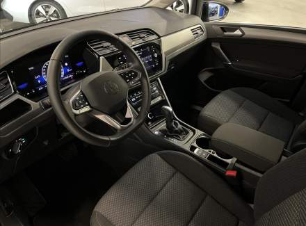 Volkswagen - Touran