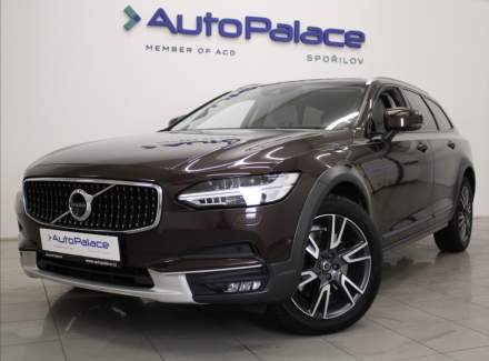 Volvo - V90