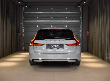 Volvo - V90
