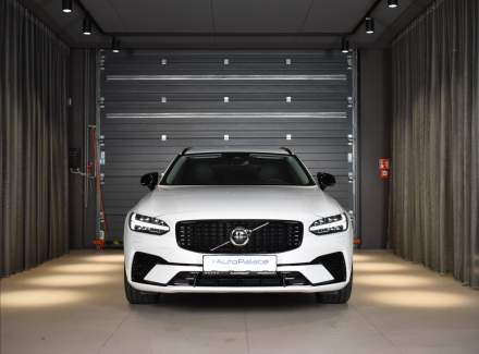 Volvo - V90