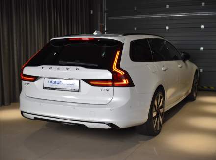 Volvo - V90