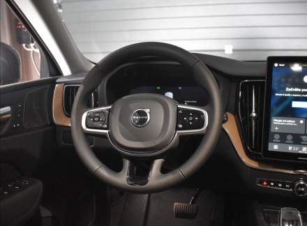 Volvo - XC60