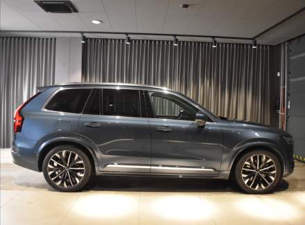 Volvo - XC90