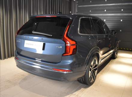 Volvo - XC90