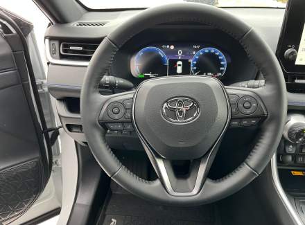 Toyota - RAV 4
