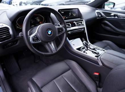 BMW - 8er