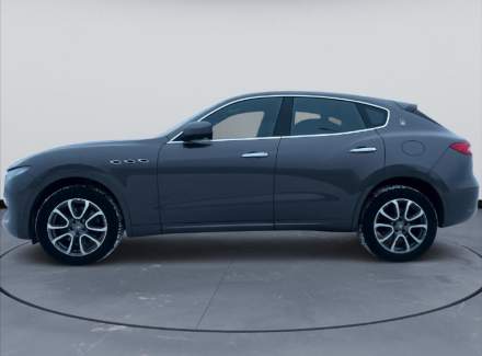 Maserati - Levante