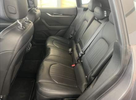 Maserati - Levante