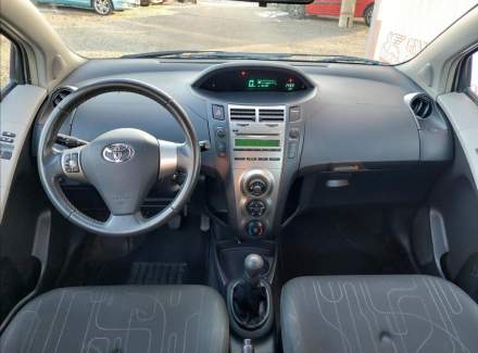 Toyota - Yaris