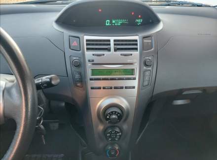 Toyota - Yaris