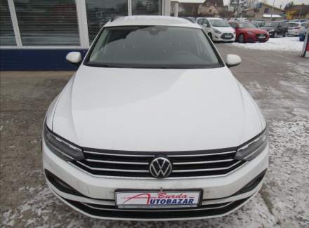 Volkswagen - Passat
