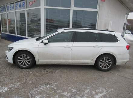 Volkswagen - Passat
