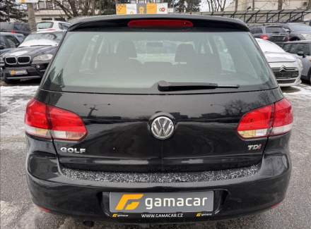 Volkswagen - Golf
