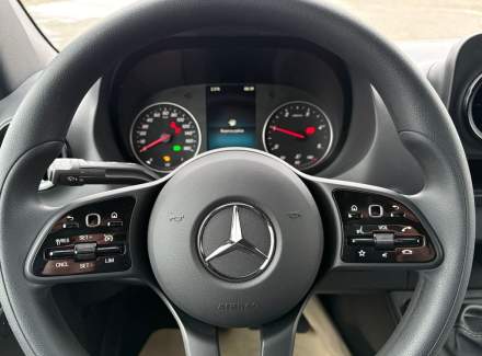 Mercedes-Benz - Sprinter
