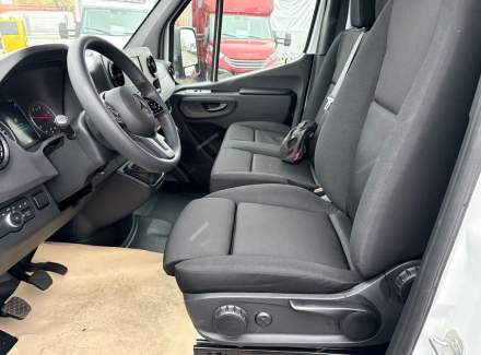 Mercedes-Benz - Sprinter