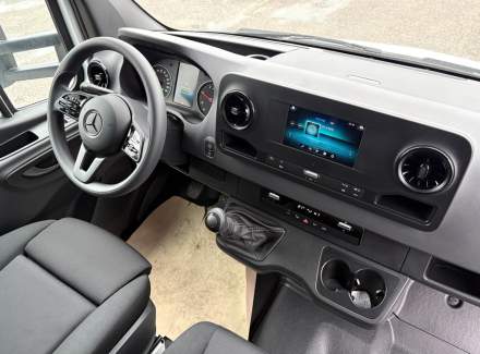 Mercedes-Benz - Sprinter