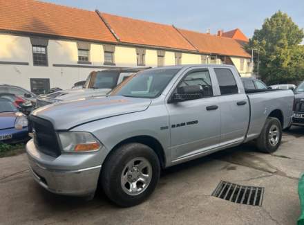 Dodge Ram 2011 - náhradní díly