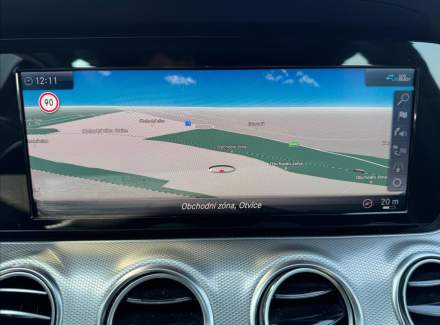 Mercedes-Benz - E-class