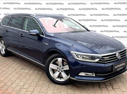 Volkswagen - Passat