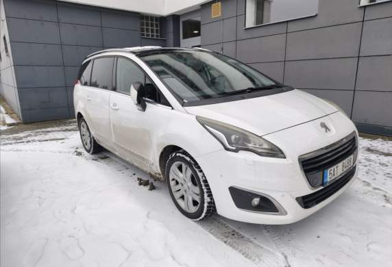 Peugeot - 5008