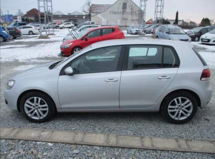 Volkswagen - Golf