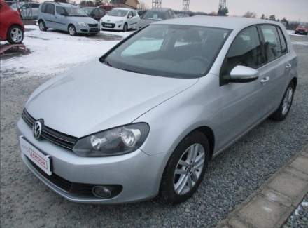 Volkswagen - Golf