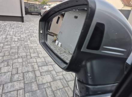 Volkswagen - Tiguan 2.0 TDI (200 Hp) SCR 4MOTION DSG