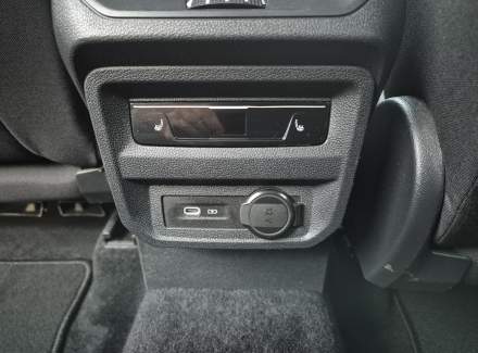 Volkswagen - Tiguan 2.0 TDI (200 Hp) SCR 4MOTION DSG