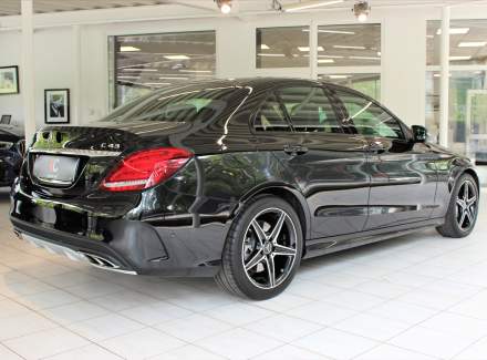 Mercedes-Benz - C-class