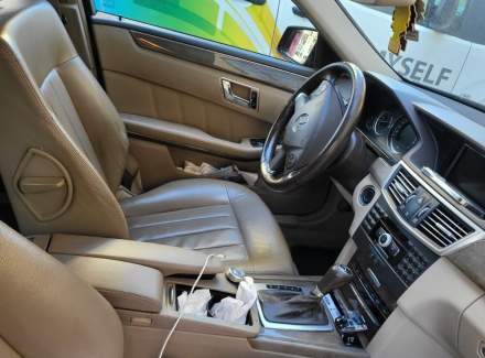 Mercedes-Benz - E-class