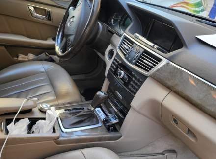 Mercedes-Benz - E-class