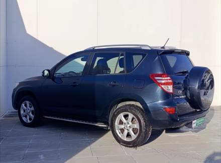 Toyota - RAV 4