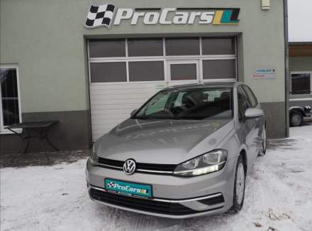 Volkswagen - Golf