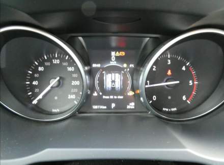 Land Rover - Range Rover Evoque