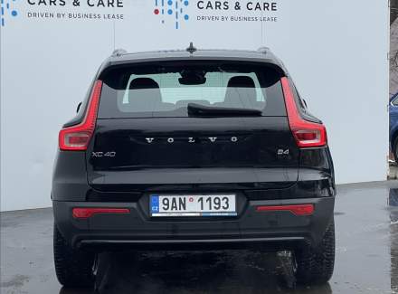 Volvo - XC40