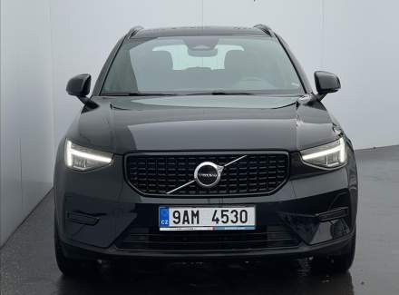 Volvo - XC40